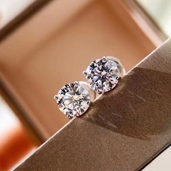 NEW 2 CARAT DIAMOND SILVER STUD EARRINGS - Picture 6 of 8